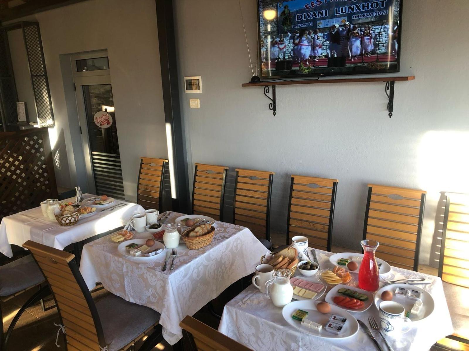 Dream'S Hotel Gjirokastër Esterno foto