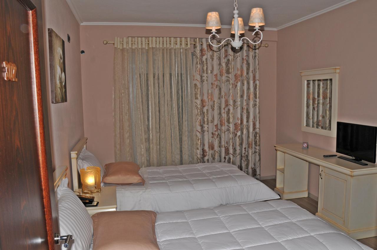 Dream'S Hotel Gjirokastër Esterno foto